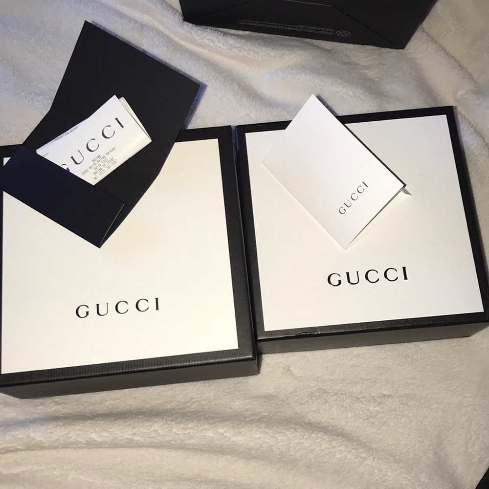 GUCCI BELT HOW TO TELL IF ITS REAL - Picture 5 of 6